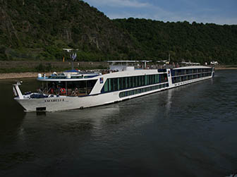 AmaBella | AmaWaterways ships