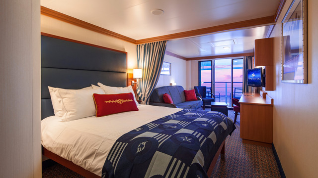 Disney Fantasy - Deluxe Family Oceanview Veranda Stateroom