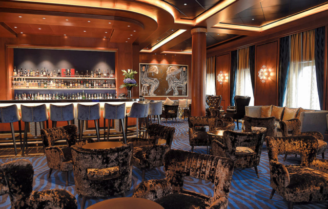 Explorer Lounge on Regent Seven Seas