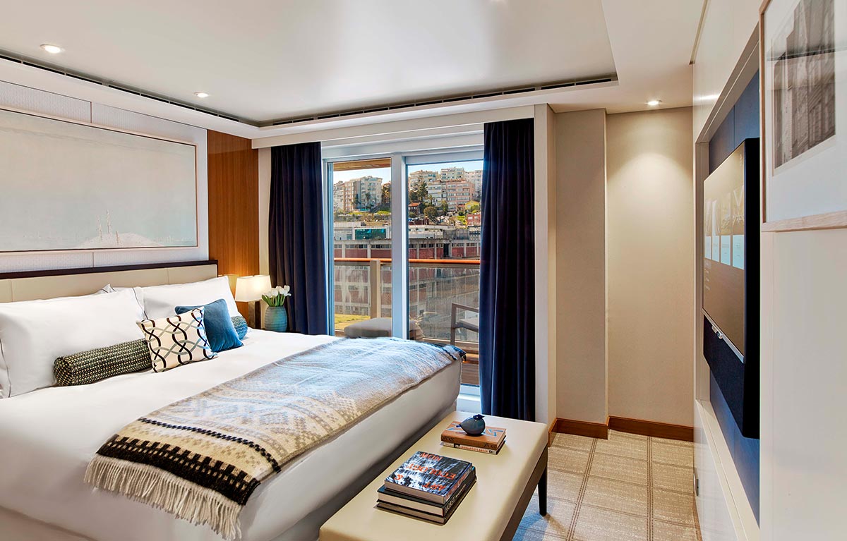 Owner's Suite Bedroom - Ocean