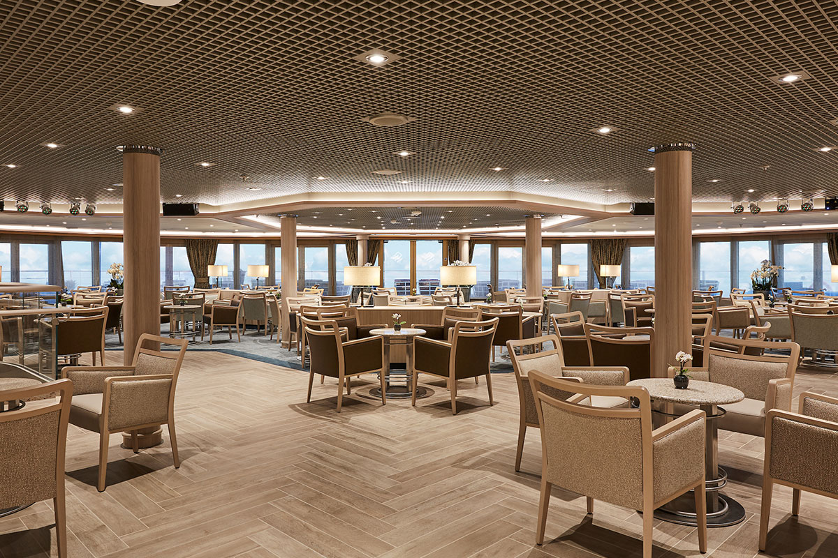 Panorama Lounge on Silversea