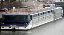 AmaSiena| AmaWaterways ships