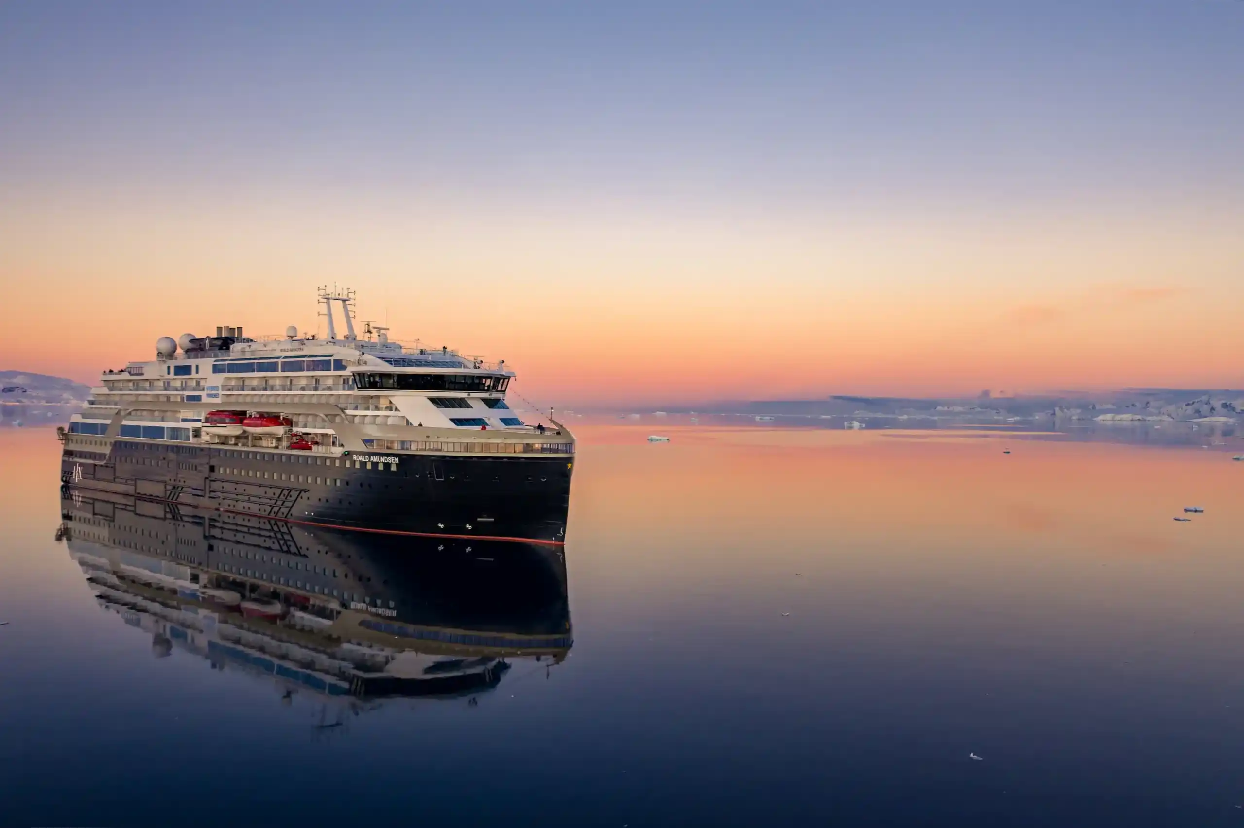 MS Roald Amundsen| HX Expeditions ships