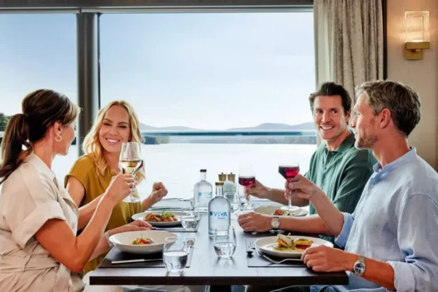 people enjoying dining with great view on VIVA Cruises